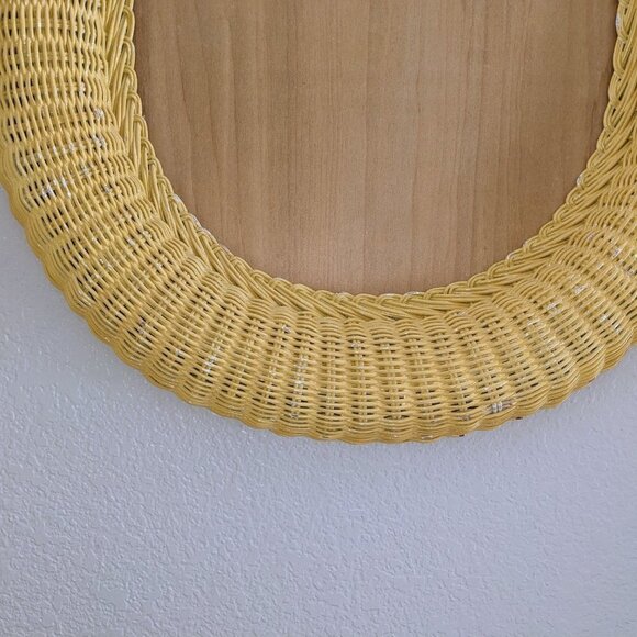Vintage Natural Wicker Wall Mirror 1960s Frame ~29.5"x20" - Picture 7 of 10